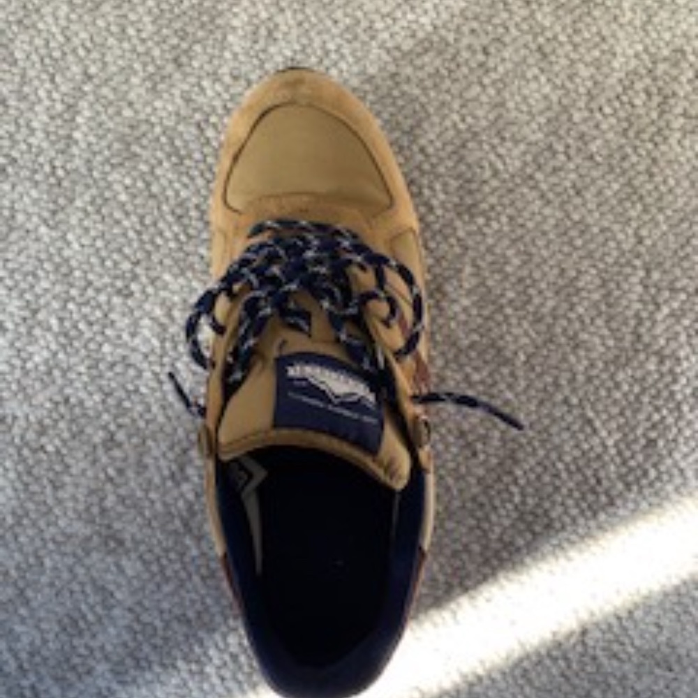 Shoes - Picture 5 of 5